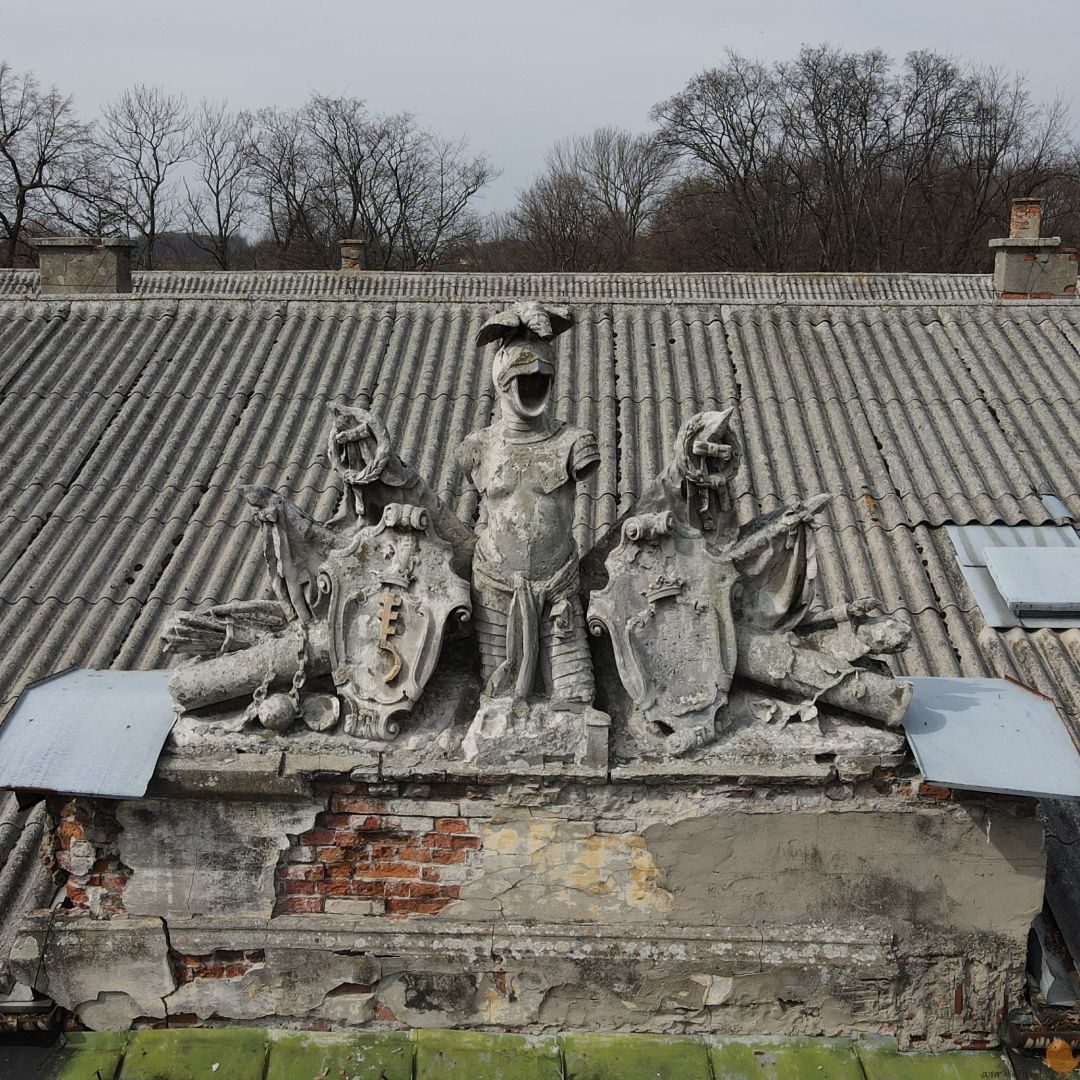 Замок в Пилице.